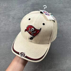 Vintage Deadstock NWT Tampa Bay Buccaneers Game Day NFL Twins Enterprise Hat